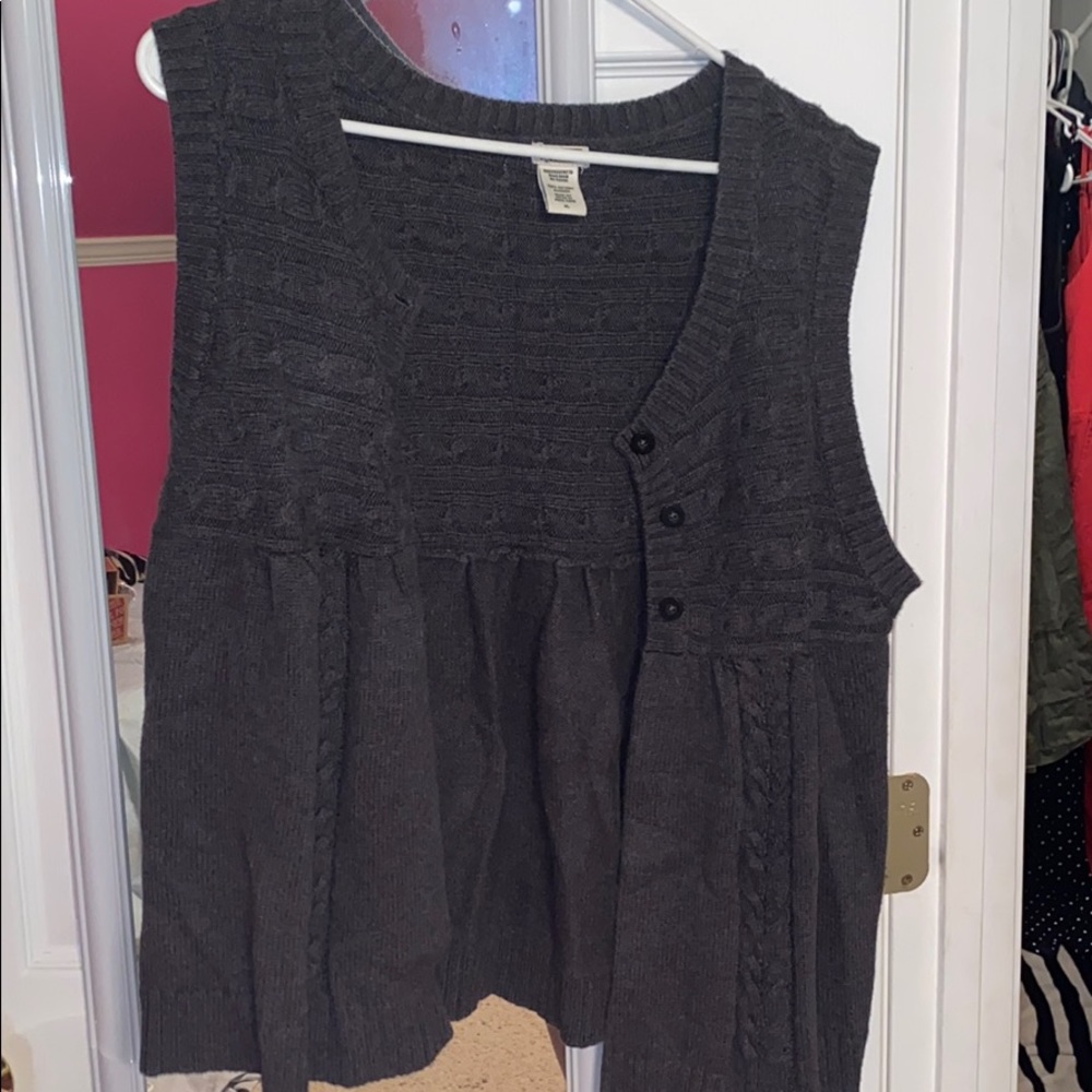 Women’s sweater vest